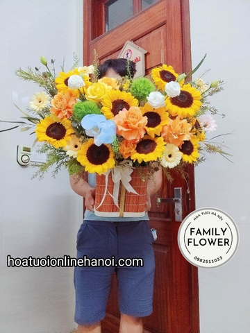 Lẵng hoa hướng dương chúc mừng sinh nhật, tốt nghiệp đẹp tại Hà Nội.