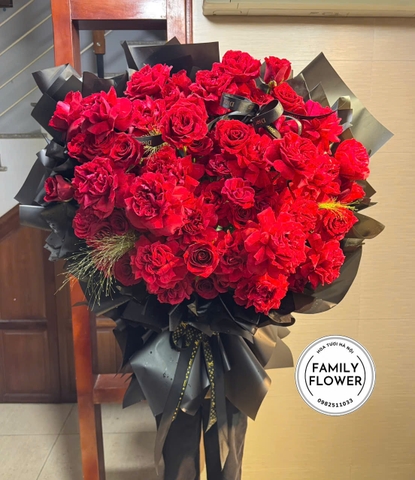 Bó Hoa Hồng Đỏ Size Lớn Sang Trọng – Hoa Tặng Người Yêu, Sinh Nhật | Family Flower Hà Nội