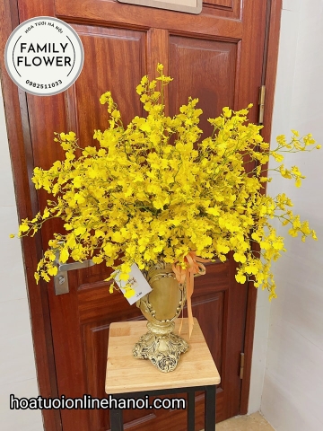 Bình hoa vũ nữ  tặng sếp , chủ tịch , giám đốc , đối tác quan trọng ở hà Nội.