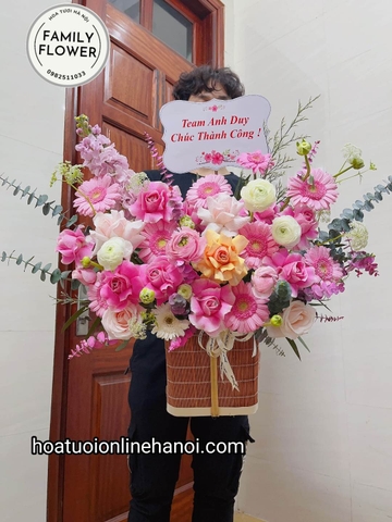 Hoa mùng 8/3 ! Lẵng hoa tặng mẹ , chị nhân dịp quốc tế phụ nữ tại Hà Nội.