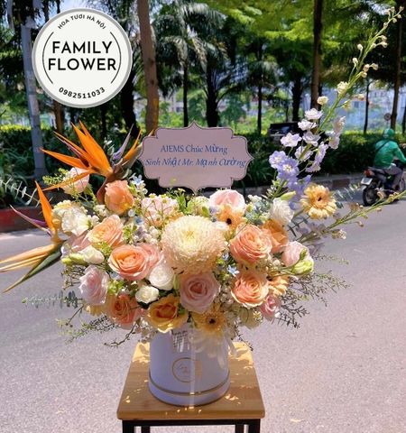 Hộp hoa tặng sinh nhật chồng , bố , em trai ở hà nội , hoa sinh nhật hà nội