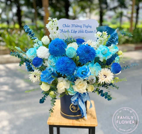 Hộp hoa tone xanh chúc mừng ở Hà Nội ! Điện hoa Hà Nội, hoa tươi Hà Nội