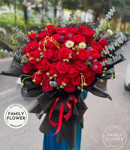 Bó hoa hồng đỏ tặng người yêu nhân dịp 20 tháng 10 ở Hà Nội ! Mua hoa tươi Hà Nội