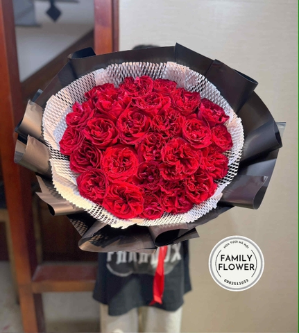 Bó hoa hồng đỏ tặng vợ . người yêu nhân dịp 20 tháng 10 quận Cầu Giấy , hoa Hà Nội