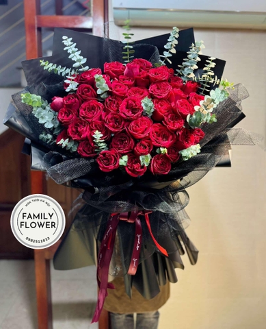 Bó hoa hồng đỏ tỏ tình ở quận Hoàn Kiếm , Tây Hồ Hà Nội ! Hoa hồng đỏ Hà Nội