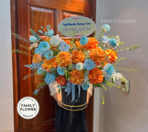 Hộp hoa tặng chúc mừng sinh nhật sếp tại Hoàn Kiếm Hà Nội ! Hoa tươi online Hà Nội