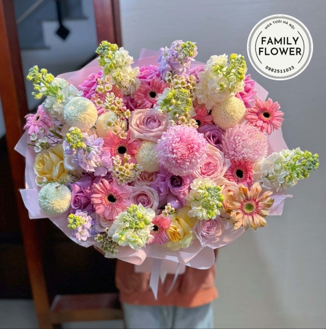 Bó hoa tặng bạn gái nhân dịp 8 tháng 3 ở Hà Nội ! Hoa tươi Hà Nội ! Family flower ! Mua hoa tươi Hà Nội