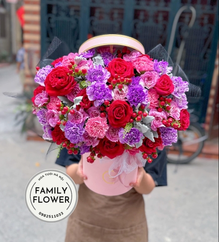 Hộp hoa cẩm chướng mix hồng đỏ tặng 20/10 tại Hà Nội ! Hoa 20/10 tại Ba Đình Hà Nội
