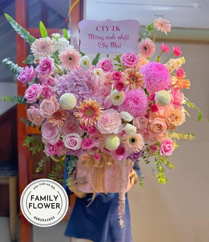 Lẵng hoa chúc mừng ngày 20 tháng 10 quận Ba Đình Hà Nội ! Hoa 20 tháng 10 quận Ba Đình