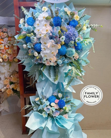 Kệ hoa tông xanh 2 tầng chúc mừng ngày 20 tháng 11 ! Hoa tươi Hà Nội