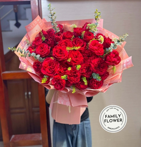 Bó hoa hồng đỏ tặng bạn gái nhân dịp 8 tháng 3 ! Family flower hoa tươi Hà Nội