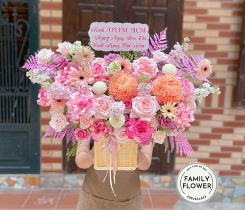 Lẵng hoa chúc mừng ngày báo chí Việt Nam Ở Hà Nội ! Hoa báo chí Việt nam