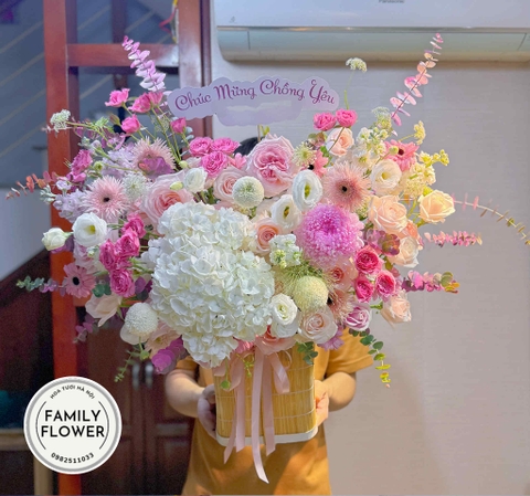 Lẵng hoa tặng sinh nhật chồng yêu ở quận Cầu Giấy ! Hoa tặng chồng ở Hà Nội