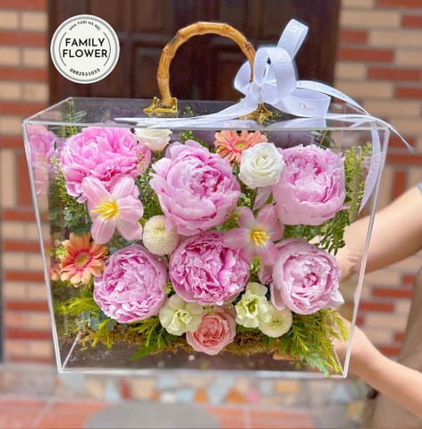 Vali hoa mẫu đơn mix tulip tặng chúc mừng sinh nhật mẹ tại Ba Đình Hà Nội ! Mua hoa tươi online tại Hà Nội