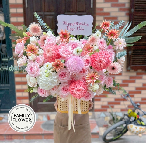 Lẵng hoa hồng tặng sinh nhật ở quận Đống Đa Hà Nội ! Hoa sinh nhật Đống Đa