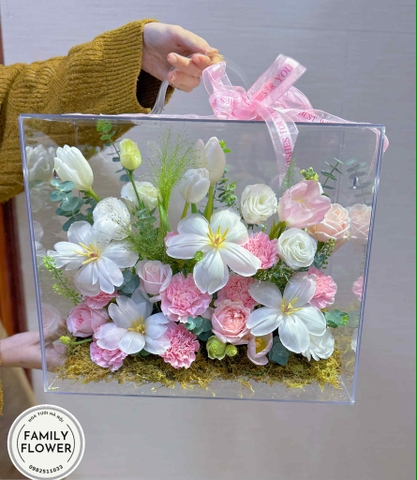 Vali hoa tulip tặng sinh nhật mẹ quận Hoàn Kiếm ! Hà Nội ! Hoa sinh nhật Hà Nội