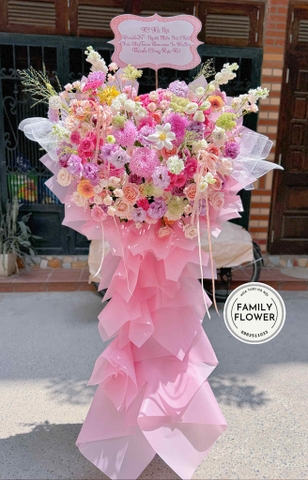 Kệ hoa tone hồng chúc mừng khai trương ở quận Hoàn Kiếm Hà Nội , hoa khai  trương Hoàn Kiếm