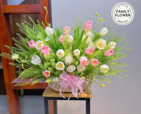 Lẵng hoa tulip tặng sinh nhật mẹ , bạn gái , vợ ở Hà Nội ! Hoa tulip Hà Nội ! Hoa sinh nhật Hà Nội