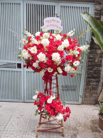 Kệ hoa tone đỏ may mắn chúc mừng khai trương , sự kiện tại Hà Nội - Hoa tươi Hà Nội