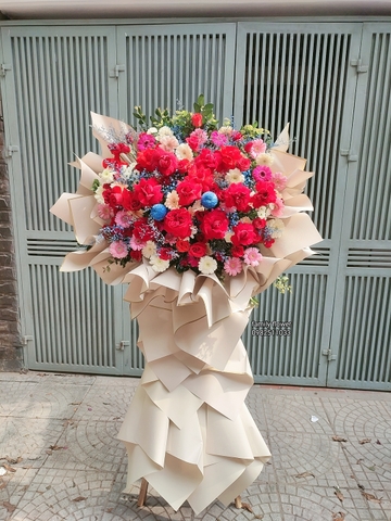 Cây hoa khai trương tone đỏ  may mắn - Family Flower- Hoa tươi Cầu Giấy - Hà Nội