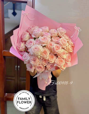 Bó Hoa Hồng Pastel Chúc Mừng Ngày 20 Tháng 10 – Hoa Tươi Hà Nội | Family Flower