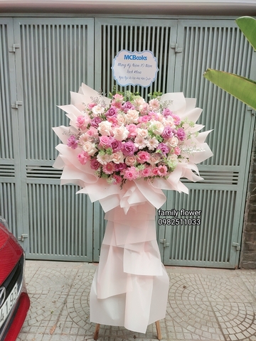 Kệ hoa chúc mừng kỷ niệm thành lập công ty ở Hà Nội - Hoa tươi Hà Nội