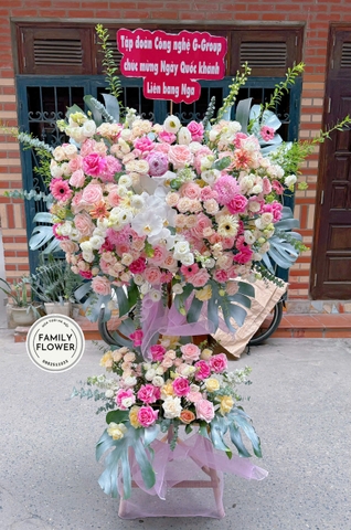 Kệ Hoa Chúc Mừng Khai Trương, Sự Kiện Sang Trọng Tại Family Flower Hà Nội