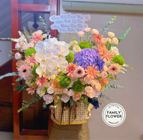 Lẵng hoa chúc mừng ngày phụ nữ Việt Nam quận Ba Đình ! Hoa tươi Ba Đình