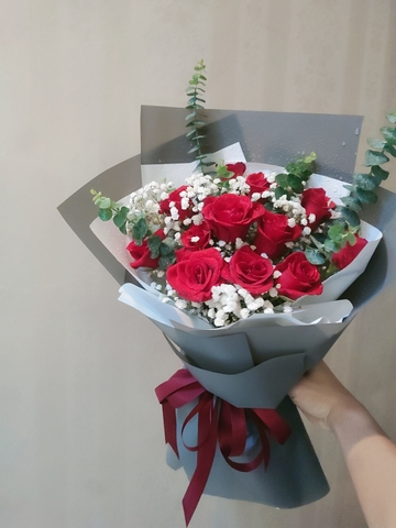 Bó hoa hồng đỏ tặng sinh nhật khu vực Cầu Giấy - Ba Đình - Hà Nội . Hoa tươi Hà Nội