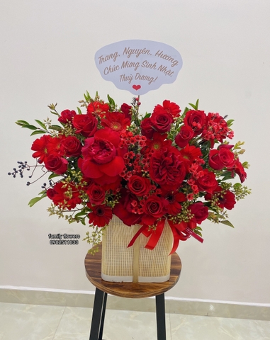 Lẵng hoa hồng đỏ chúc mừng sinh nhật tại Hà Nội - Hoa sinh nhật Hà Nội - Điện hoa Hà Nội