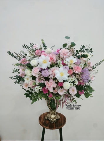 Bình hoa hồng tulip chúc mừng sinh nhật sếp , đối tác tại Hà Nội - Đặt hoa online - Hoa tươi Hà Nội