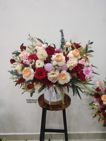 Hộp hoa chúc mừng sinh nhật anh trai đẹp tại Hà Nội - Đặt hoa online - Mua hoa giá rẻ tại Hà Nội