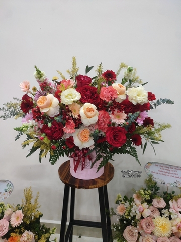 Hộp hoa tươi chúc mừng bạn bè người thân tại Hà Nội - Hoa tươi quận Cầu Giấy, Ba Đình , Hà Nội