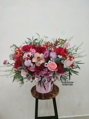 Hộp hoa sang trọng chúc mừng sinh nhật sếp tại Hà Nội - Đặt hoa online - Mua hoa giá rẻ tại Hà Nội