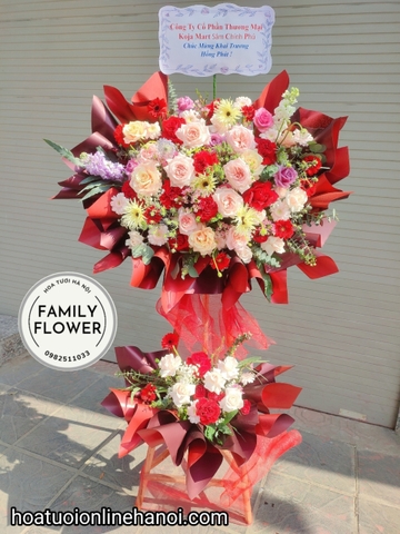 Kệ hoa hồng đỏ 2 tầng chúc mừng khai trương tại Cầu Giấy - Đống Đa - Hà Nội