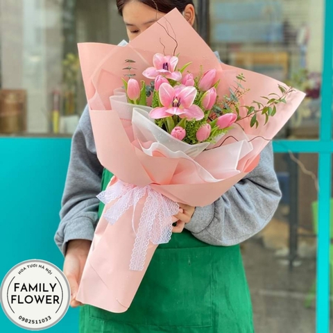 Bó Hoa Tulip . Hoa TULIP tặng người yêu nhân dịp sinh nhật , VALENTINE . 8/3 TẠI HÀ NỘI