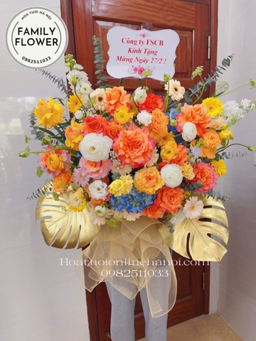 Lẵng hoa rực rỡ tặng giám đốc vip nhân dịp mùng 8 tháng 3 ở Hà Nội