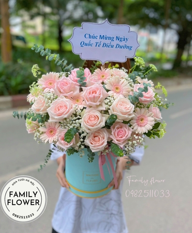 Hộp hoa sang trọng tặng người thân, bạn bè tại Hà Nội ! Hoa tươi Hà Nội ! Mua hoa giá rẻ .