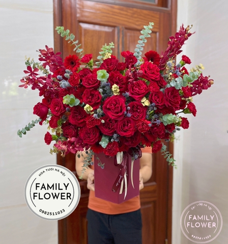 Lẵng hoa hồng đỏ tặng sinh nhật , khai trương , sự kiện ở quận Đống Đa Hà Nội . hoa tươi Đống Đa