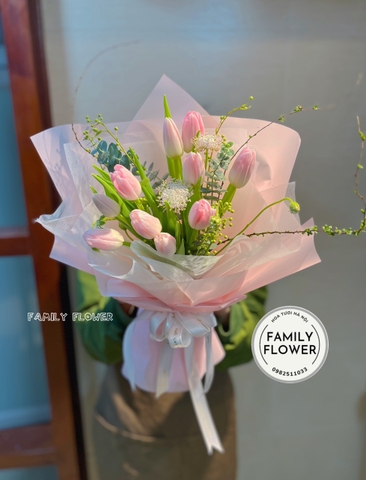 Bó hoa tulip hồng tặng người yêu ở quận Ba Đình , Thanh xuân Hà Nội ! Mua hoa tulip Hà Nội