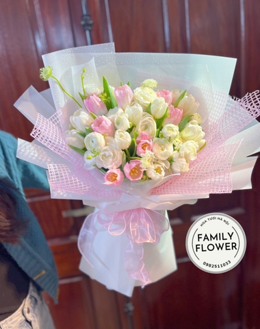 Bó hoa tulip tặng bạn gái ở Cầu Giấy Hà Nội ! Hoa tulip Hà Nội ! Mua hoa tulip
