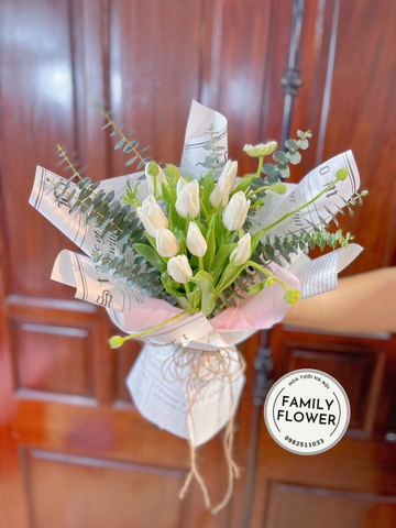 Bó hoa tulip tặng bạn gái ở quận Cầu Giấy , Ba Đình , Đống Đa  Hà Nội ! Mua hoa tulip Hà Nội