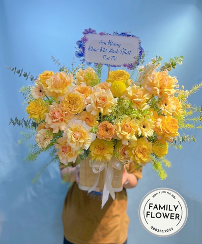 Lẵng hoa chúc mừng ngày báo chí Việt nam ở quận Cầu Giấy , Ba Đình Hà Nội ! Hoa tươi Hà Nội