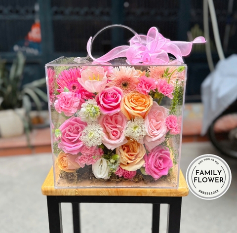 Hộp vali hoa tươi tặng sinh nhật ở Hà Nội ! Hộp vali hoa Hà Nội ! Hoa tươi Hà Nội