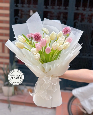 Bó hoa tulip tặng người yêu , bạn gái quận Đống Đa  Hà Nội ! Hoa tulip Hà Nội