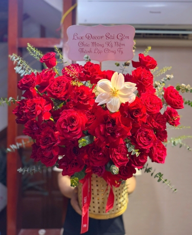 Lẵng hoa chúc mừng 20 tháng 10! Hoa 20 tháng 10 ! Hoa tươi Hà Nội