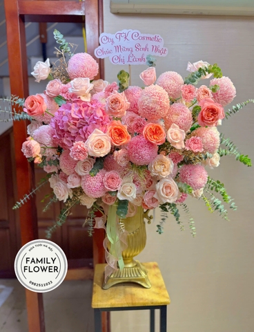 Bình hoa tone hồng tặng sinh nhật sếp , đối tác quan trọng ở quận Cầu Giấy Hà Nội