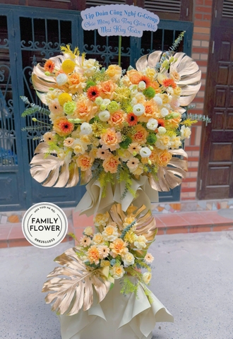 Kệ hoa 2 tầng chúc mừng ở quận Cầu Giấy , Hà Nội ! Mua hoa 2 tầng Hà Nội