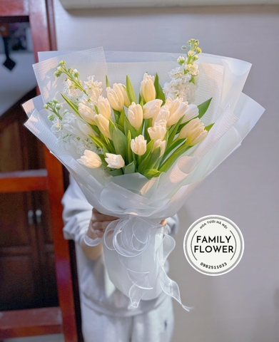 Bó hoa tulip trắng tặng sinh nhật bạn gái ! Family flower! Hoa tươi Hà Nội