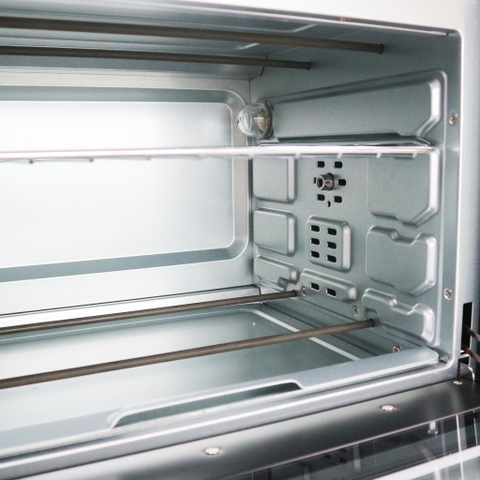 Lò nướng Sanaky VH-3599S2D  Lò nướng 35 lít, Vỏ kim loại sơn đen